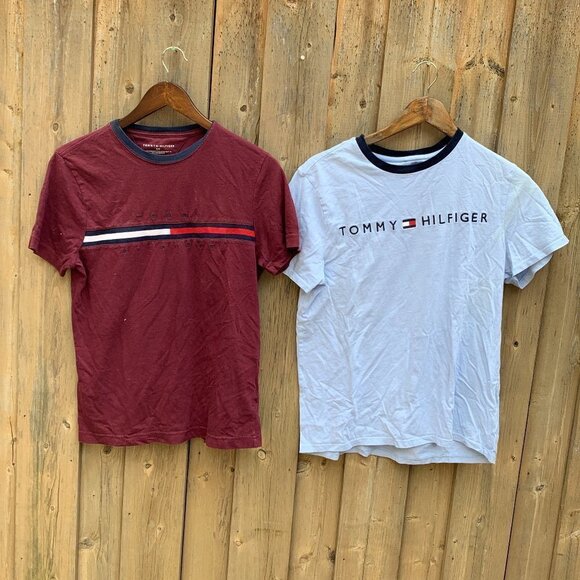 LOT OF 2 Tommy Hilfiger BIG LOGO T Shirts Small - Picture 1 of 2